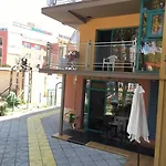 Largo Hotel 2*
