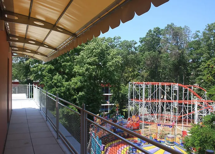 Готель Largo Сонячний Берег