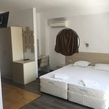 Largo Otel
