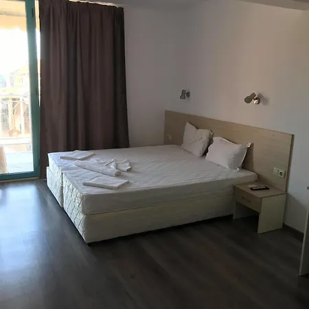 Largo 酒店 阳光海滩